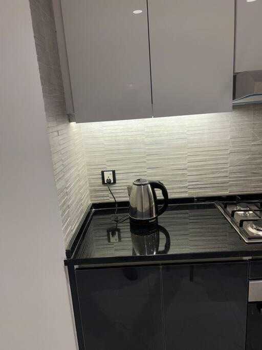 Modern Studio In The Heart Of Amman Ngoại thất bức ảnh